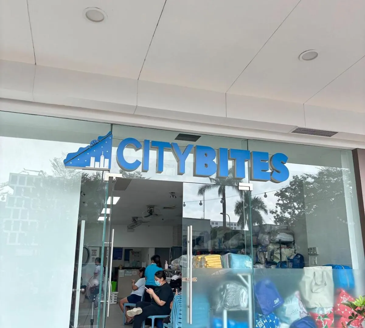 Cozy Condo Near Moa & Airport Manila 0*,  Philippines